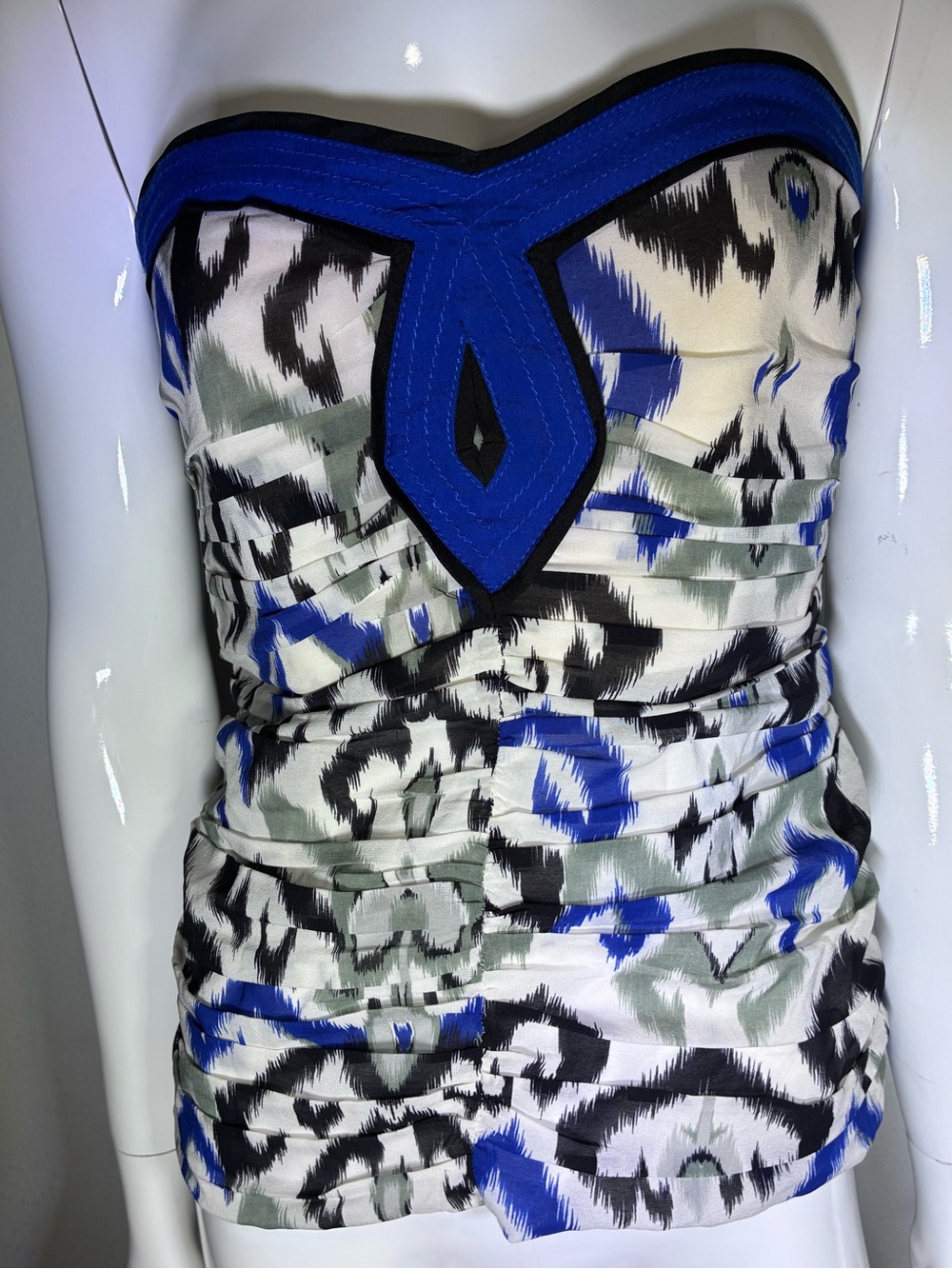 bebe Blue, Black & White Patterned Strapless Top
